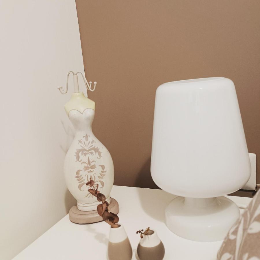 Suite Mirella เนเปิลส์ ภายนอก รูปภาพ